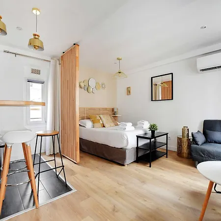 Lovely For Two Persons - Sentier *