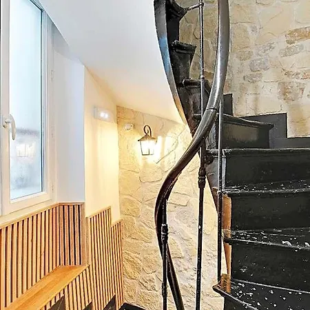 Lovely For Two Persons - Sentier Paris