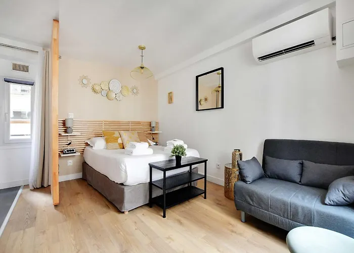 Апартаменты Lovely For Two Persons - Sentier