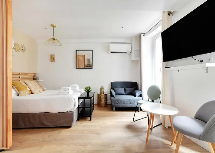 Lovely For Two Persons - Sentier Апартаменты