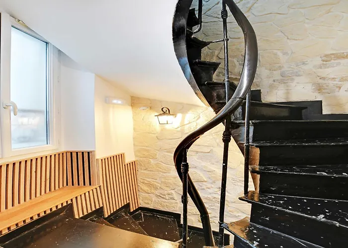 Апартаменты Lovely For Two Persons - Sentier