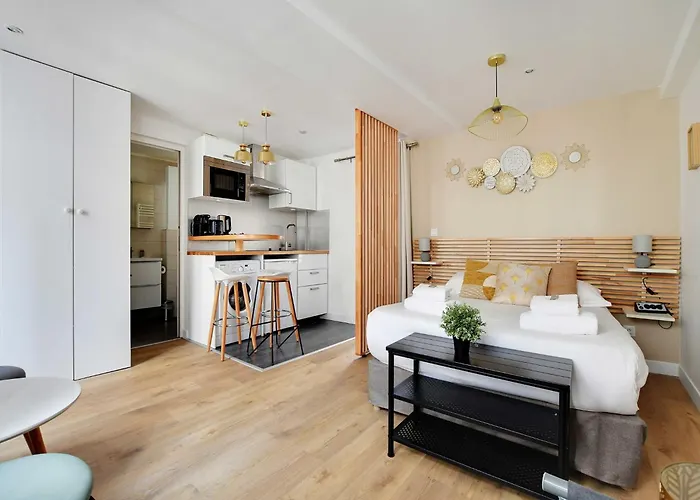 Lovely For Two Persons - Sentier Апартаменты